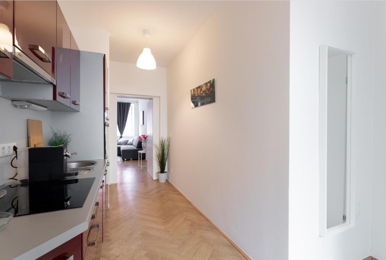 Charmante Wohnung L Bg8 Wina Bagian luar foto